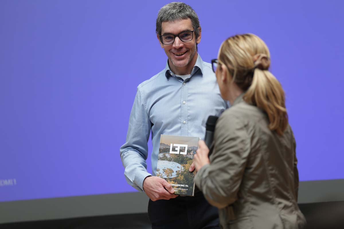 LEO szakmai reggeli - FM Business FM hírek